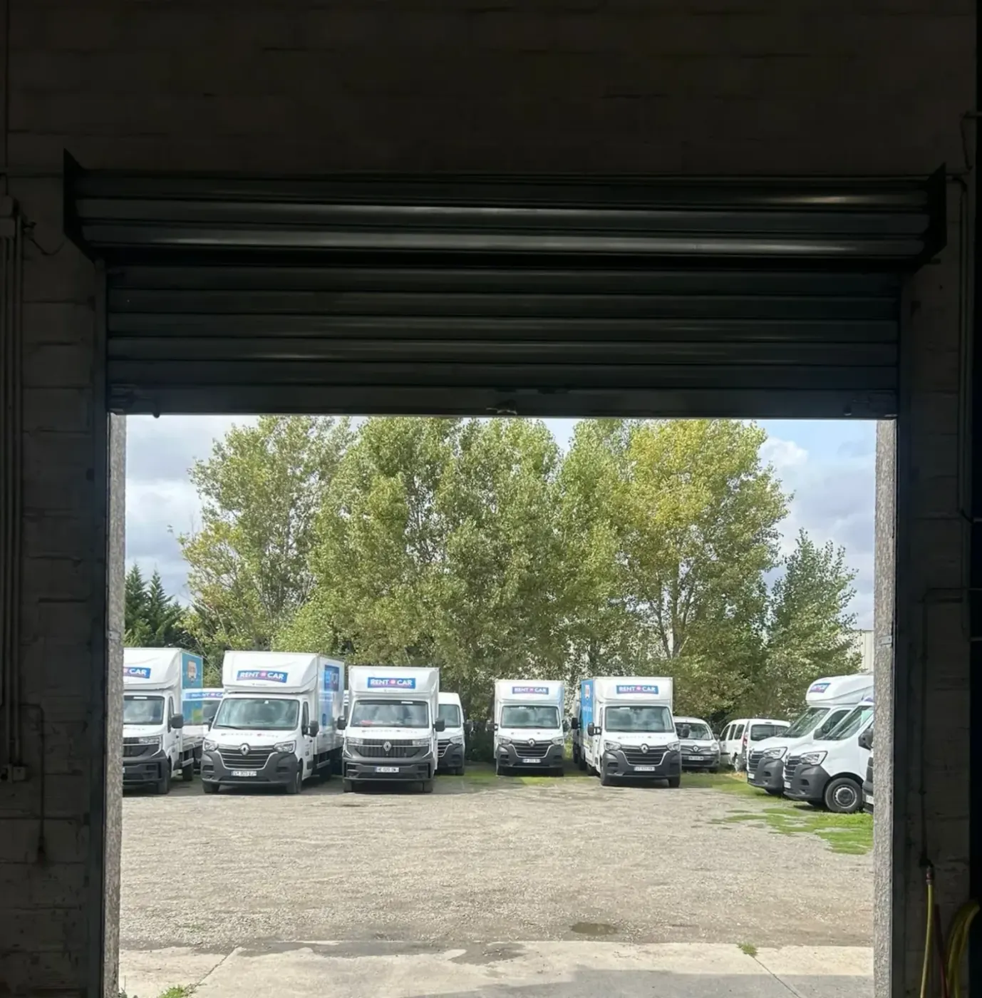 Rideau métallique à Annecy — après (chantier 1) Rideau métallique à Annecy — après (chantier 1)